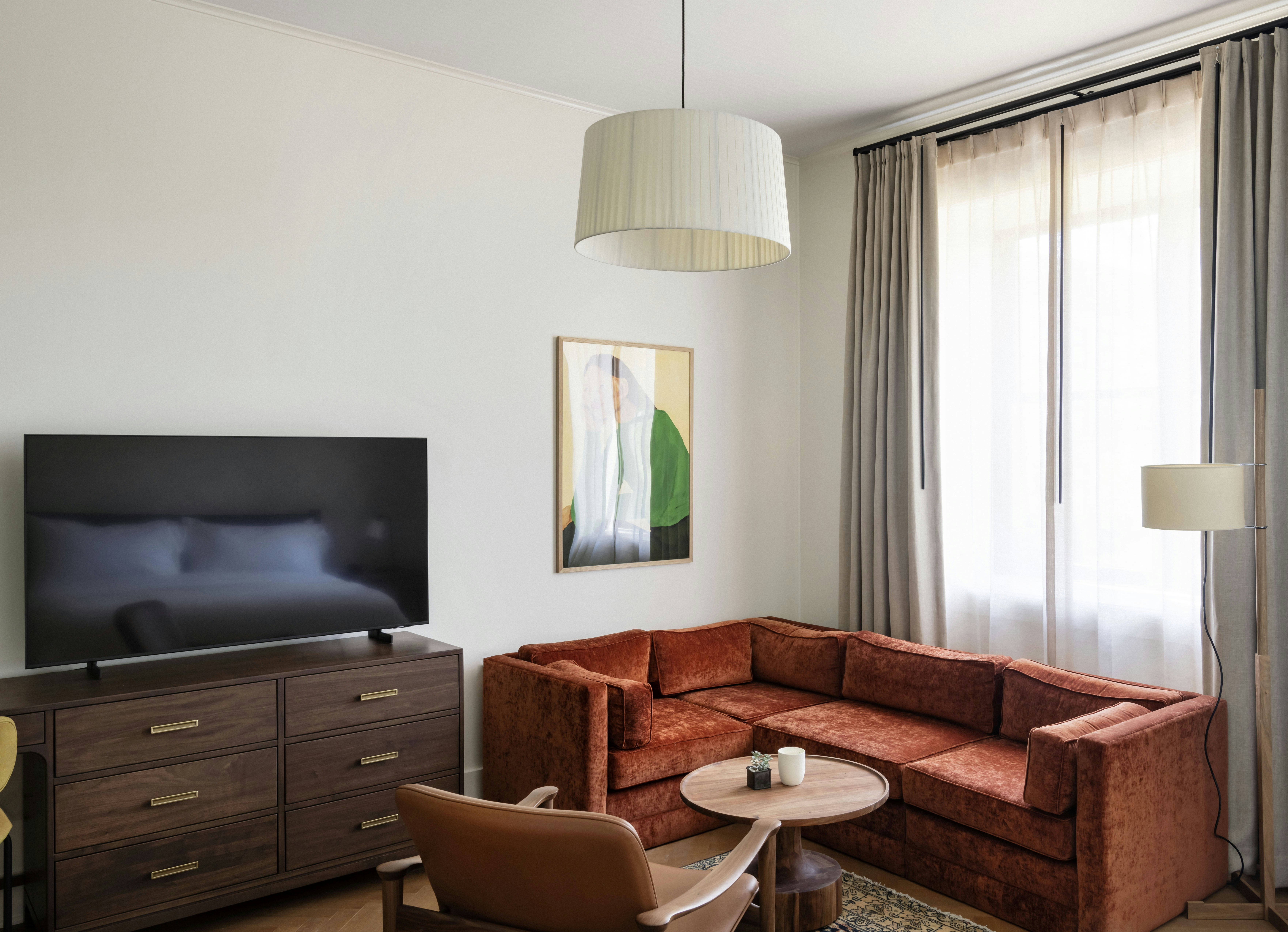 Deluxe King Room - Living Area